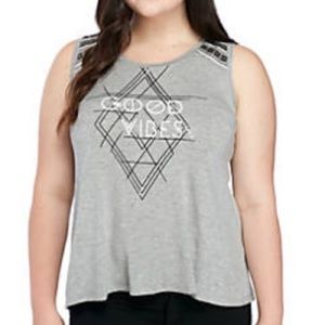 1 LEFT! NEW Graphic Good Vibes plus size top 1X